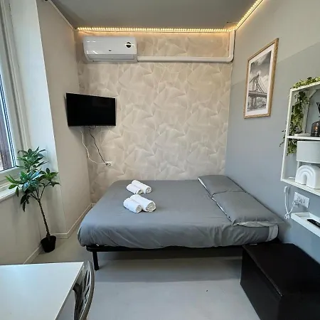 Sweet Suite, Per 2 Persone A Apartment Trieste
