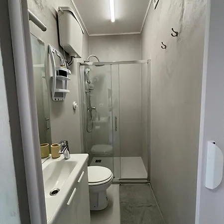 Sweet Suite, Per 2 Persone A Apartment Trieste